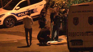 Pendik’te korkunç olay! Halıya sarılı erkek cesedi bulundu