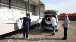 Kocaeli'de arı kovanına şeker desteği