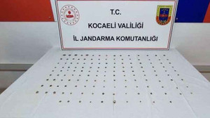 Üstlerinden 144 sikke çıktı
