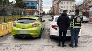 Saniye saniye kaydedildi... Makas atmak pahalıya patladı!