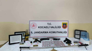 Uyuşturucu operasyonunda 3 kılıç ele geçirildi