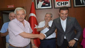 Bakanlık tarafından görevden alınmıştı... Eski belediye başkanı CHP’den istifa etti!