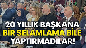 20 yıllık başkana bir selamlama bile yaptırmadılar!