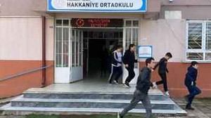 Kocaeli'deki o okulda gerçeği aratmayan tatbikat!