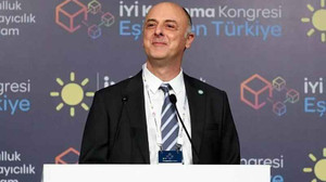 Ümit Özlale İyi Parti’den istifa etti