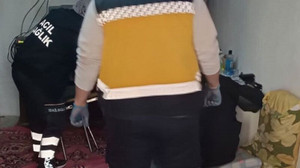 Yalnız yaşayan yaşlı adam evinde ölü bulundu
