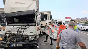 İstanbul'da 10 araçlık zincirleme kaza