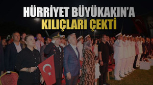 Hürriyet, Büyükakın’a kılıçları çekti
