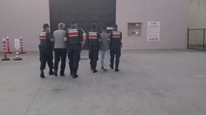 Sakarya'da yol verme meselesinde kan aktı: 3 yaralı, 2 tutuklama