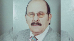 Şiir defterini dağıttı, hayatını kaybetti