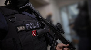 Kocaeli'de kaçak göçmen operasyonu: 151 düzensiz göçmen yakalandı!