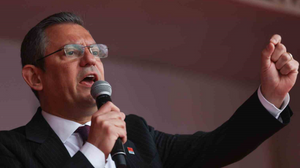 Özgür Özel'den 'olağanüstü kurultay' açıklaması