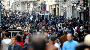 Türkiye'de geçen yıl yaklaşık 3,5 milyon kişi iller arasında göç etti