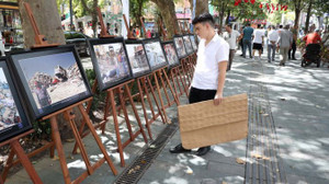 17 Ağustos ve 6 Şubat depremleri fotoğraflarla anıldı