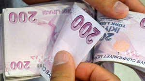 200 bin lirası olan maaşa bağlanacak. Bankalardan rekor faiz düzenlemesi
