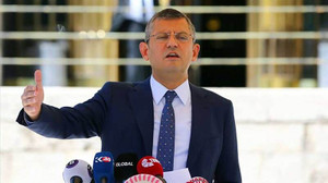 Özgür Özel'den Ali Yerlikaya'ya protokol tepkisi!