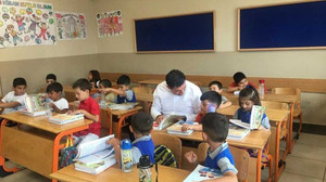 Çocukların Azmi Tunç’a yoğun ilgisi