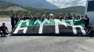 Hodri Meydan deplasman yolunda