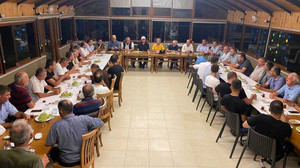 Kandıralı muhtarlar çöp tesisine karşı toplandı
