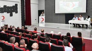 Kızılay Başiskele'de yönetim belli oldu