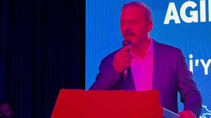 “Cumhur İttifakı düşmanımız değil!” “Vaatlerini yerine getirseydi burada olmazdık!”