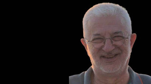 Dr. Ufuk Saka, son kitabı için imza günü düzenliyor