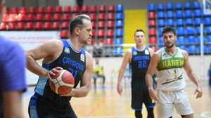 Çayırova, Haremspor’u 72-75 geçti