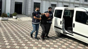 Eşini boynundan vurup ambulansı takip etmişti tutuklandı