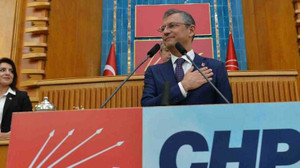 Özel’den Bahçeli’nin çağrısına yanıt "Bu çağrının arka planı kötü kokuyor"