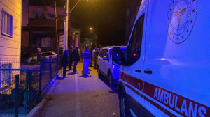 Araç ile motosiklet çarpıştı: 2 yaralı!