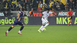Kocaelispor liderliği kaptırdı