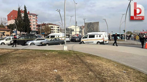 Kötü koku ihbarıyla park halindeki araçta ceset bulundu!
