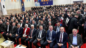 Dili sürçtü, Dokuzlar’ı başkan ilan etti