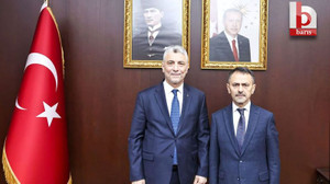 Ticaret Bakanı Bolat, Vali Aktaş’ı Gebze’de ziyaret etti