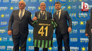 Müsavat Dervişoğlu’na Kocaelispor forması