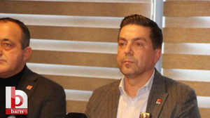 Sarı’dan Büyükakın’a “İmamoğlu sana büyük gelir”