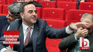 Yasin Özlü, sinirlenen Hürriyet’e iyi kandiller diledi