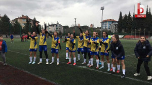 Karamürselli kızlar muhteşem başladı: 5-1