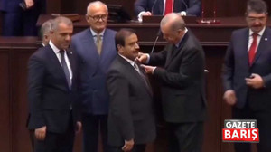 AKP'ye 10 belediye başkanı daha katıldı