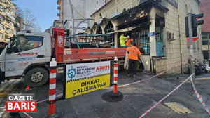 Büyükşehir yanan camiyi ramazana yetiştirdi