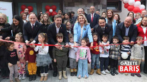 CHP’li genel başkan yardımcısı Hürriyet’i övmeye doyamadı