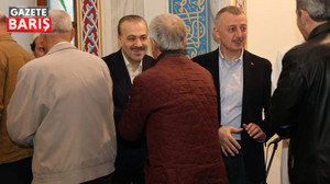 AKP’li başkanlar Fevziye’de bayramlaşmanın ilk sırasında