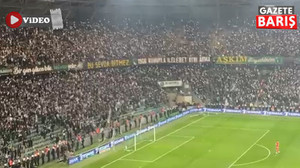 Kocaelispor tribünlerinden görsel şölen!