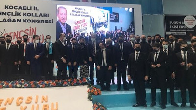 AKP’li gençler atanmış başkanı seçti