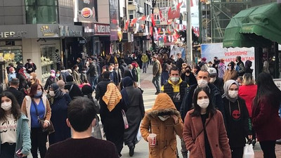 Yasak varken sınırlamışlardı… Fethiye Caddesi tıklım tıklım!