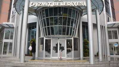 61 yaşındaki Komza İzmit Belediyesi’nde!