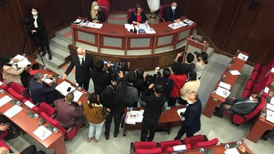 AKP İzmit “Komisyonlar 3 veya 5 kişi olmalı”