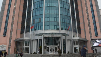 Sahibi belli olmayan sitenin kurulum masrafını İzmit mi ödedi?