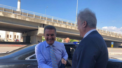 Bir avuç insanla genel Başkan karşıladılar