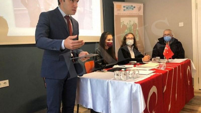 Acurman’dan AKP’ye “Suçluların telaşı içindesiniz”